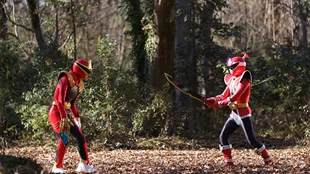 No.1 Sentai Gozyuger Episode 6 Sub Indo